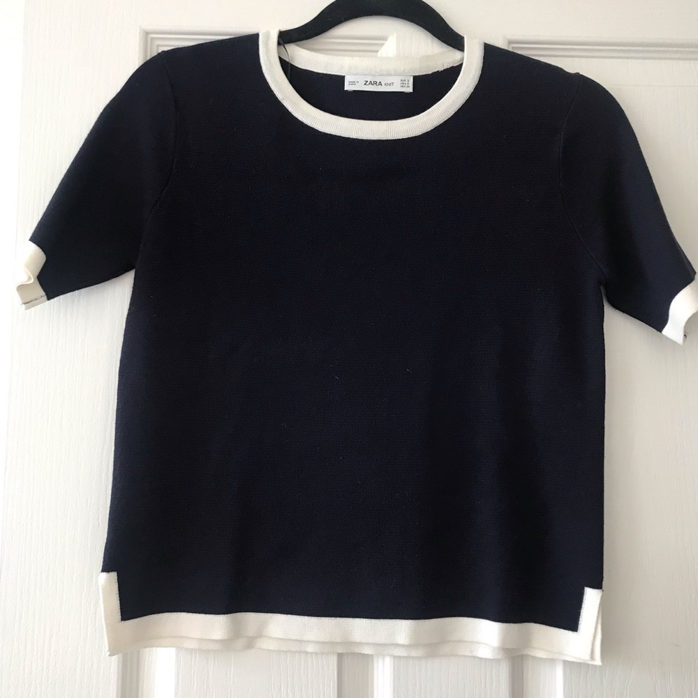 Zara Navy and Cream Knit Sweater